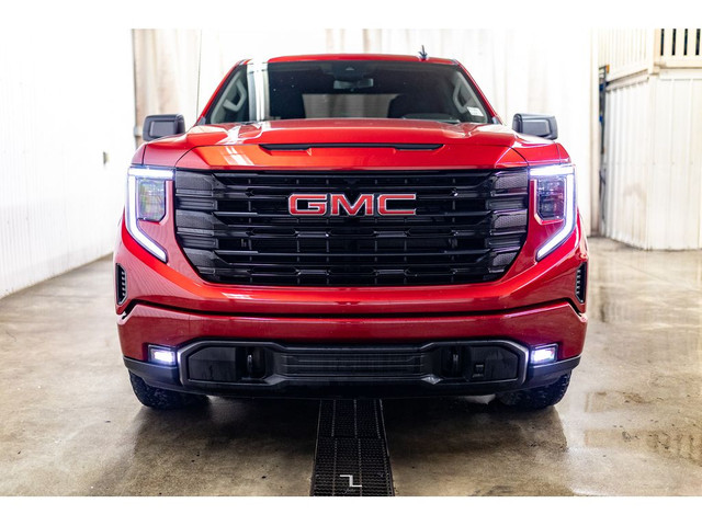 2023 GMC Sierra 1500 4x4 Crew Cab Elevation X31 PSeat BCam in Cars & Trucks in Calgary - Image 4