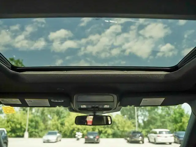 2022 Ford Explorer ST in Cars & Trucks in Windsor Region - Image 30