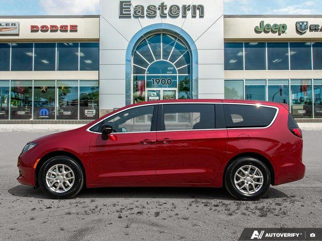 2025 Chrysler Grand Caravan SXT in Cars & Trucks in Winnipeg - Image 2