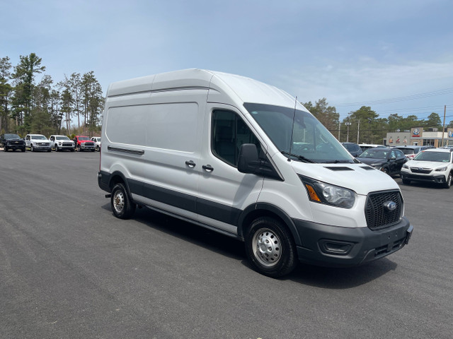 2024 Ford Transit-250 Cargo ALL WHEEL DRIVE RARE!!! COMMERICA... in Cars & Trucks in Annapolis Valley - Image 4