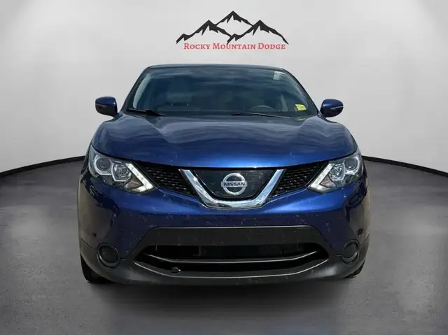 VERY LOW MILAGE 2019 NISSAN QASHQAI S ALL WHEEL DRIVE in Cars & Trucks in Red Deer - Image 9