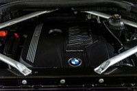 Francais: * Groupe Premium Excellence * Phares au laser BMW * Système de voyage et de confort * Gris... (image 9)