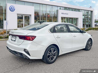 This Kia Forte boasts a Regular Unleaded I-4 2.0 L/122 engine powering this Variable transmission. W... (image 4)