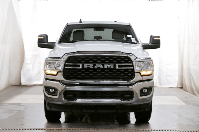 2024 Ram 2500 BIG HORN dans Autos et camions  à Red Deer - Image 3