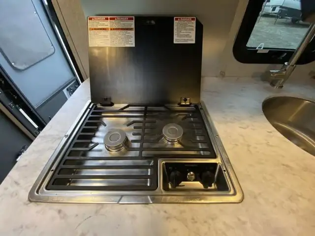 2022 Adventurer LP Class C Adventurer 23RB in RVs & Motorhomes in Red Deer - Image 31