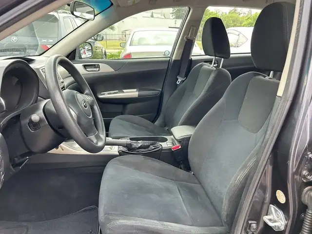 2009 Subaru Impreza 2.5i dans Autos et camions dans Calgary - Image 11