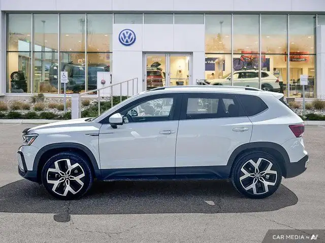 2022 Volkswagen Taos Highline dans Autos et camions dans Abbotsford - Image 3