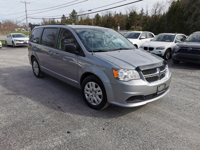 2019 Dodge Grand Caravan SE in Cars & Trucks in Belleville - Image 3