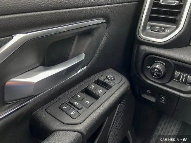 2025 Ram 1500 Big Horn | 3.0L I–6 Hurricane Twin Turbo dans Autos et camions dans Ville d’Edmonton - Image 22