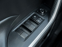 Recent Arrival!Odometer is 1107 kilometers below market average!Sunroof, Reverse Camera, Clean Car f... (image 9)