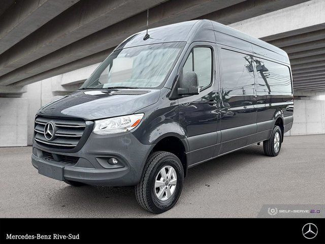 2020 Mercedes-Benz Sprinter 4x4 2500 Cargo Van 170 | Premium Pac in Cars & Trucks in Longueuil / South Shore