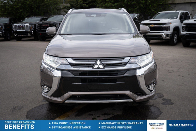 2018 Mitsubishi Outlander PHEV SEULTRA LOW KM | CLEAN CARFAX in Cars & Trucks in Calgary