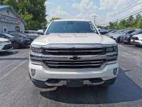 • Power_Steering • Power_Brakes • Power_Windows • Power_Mirrors • Power_Locks • Keyless_Entry • Air_... (image 7)