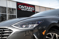 VEHICLE HIGHLIGHTS: BACKUP CAMERA, HEATED SEATS, HD RADIO, 5 PASSENGER, ELECTRIC MIRRORS, ABS, HARD... (image 3)