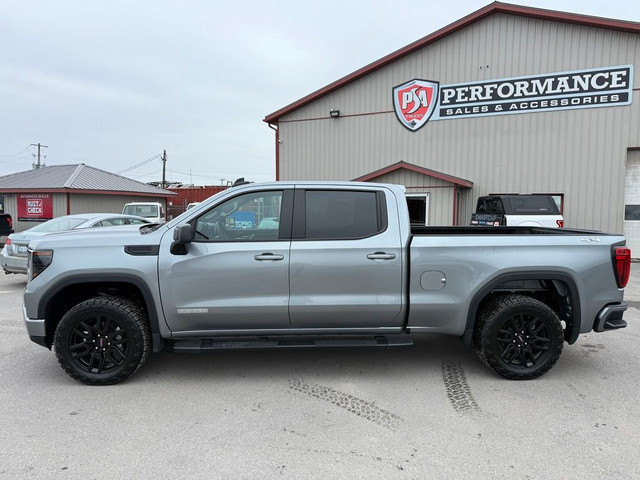 2023 GMC Sierra 1500 4WD Crew Cab 147 Elevation in Cars & Trucks in Belleville - Image 4