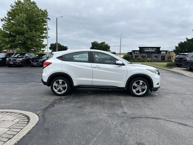 2018 Honda HR-V LX in Cars & Trucks in Hamilton - Image 4