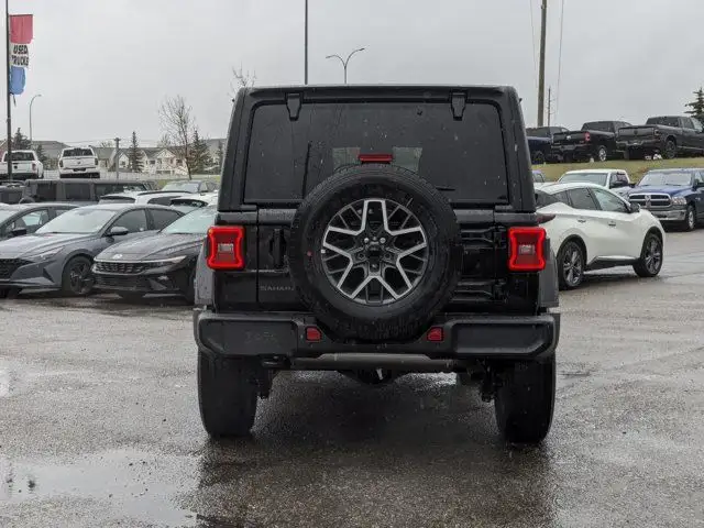 2025 Jeep Wrangler Sahara - McKinley Leather Seats - Technology in Cars & Trucks in Calgary - Image 7