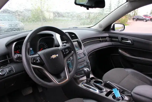 2016 Chevrolet Malibu Limited LT dans Autos et camions dans Calgary - Image 13