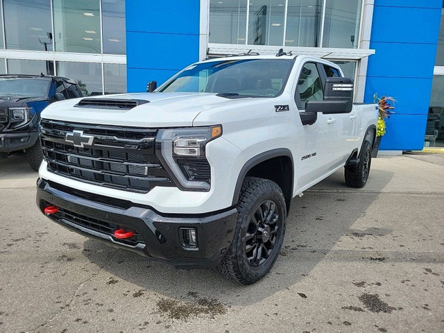 2025 Chevrolet Silverado 2500HD LT in Cars & Trucks in Markham / York Region