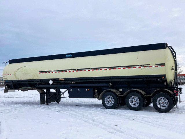 2007 Advance 54,500 Liter Crude Oil Tanker Trailer / Roper Pump in Heavy Equipment in Edmonton - Image 2