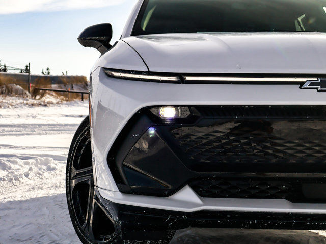 2025 Chevrolet Equinox EV RS in Cars & Trucks in Strathcona County - Image 4