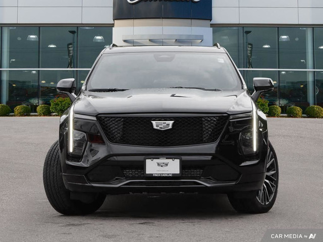 2025 Cadillac XT4 Sport in Cars & Trucks in London - Image 2