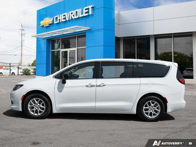 2024 Chrysler Grand Caravan SXT | Apple Carplay | Stow and Go in Cars & Trucks in Windsor Region - Image 3