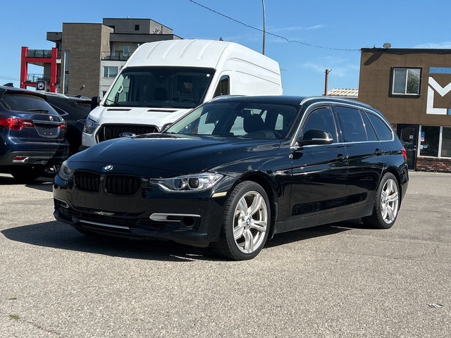 2014 BMW 3 Series 328i xDrive in Cars & Trucks in Calgary