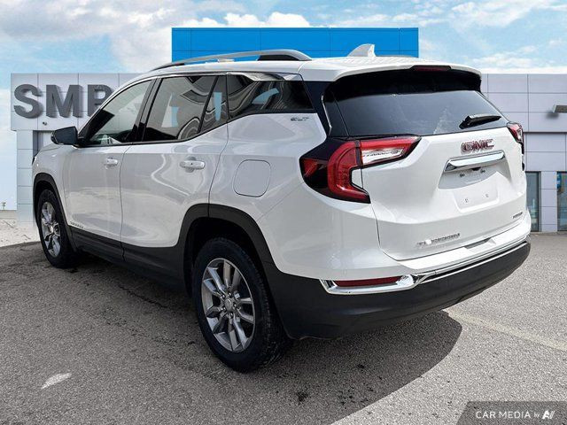 2022 GMC Terrain SLT | AWD | Leather | Sunroof | Nav | in Cars & Trucks in Saskatoon - Image 4