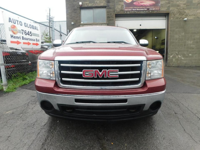 GMC Sierra 1500 4 roues motrices, cabine multiplaces, 143,5 po,  in Cars & Trucks in City of Montréal - Image 2