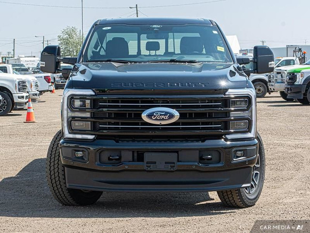 2025 Ford F-350 Super Duty Platinum in Cars & Trucks in Edmonton - Image 2