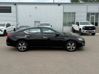 Our vehicles come with a comprehensive AMVIC mechanical fitness assessment and complementary Carfax... (image 7)