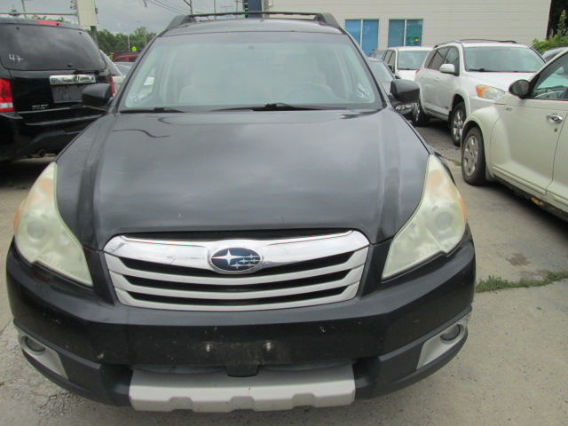 2012 Subaru Outback Limited touring in Cars & Trucks in City of Montréal