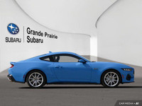 HIghlights: Apple Car Play Andriod Auto Heated Seats Leather Blind Spot Monitor Lane Departure Warni... (image 6)