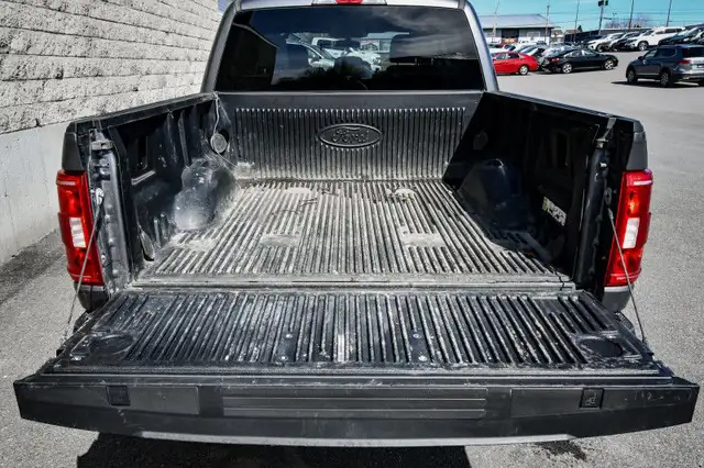 2023 Ford F-150 XLT • NAV • PARK ASSIST • POWER SEAT • BEDLINER in Cars & Trucks in Ottawa - Image 9