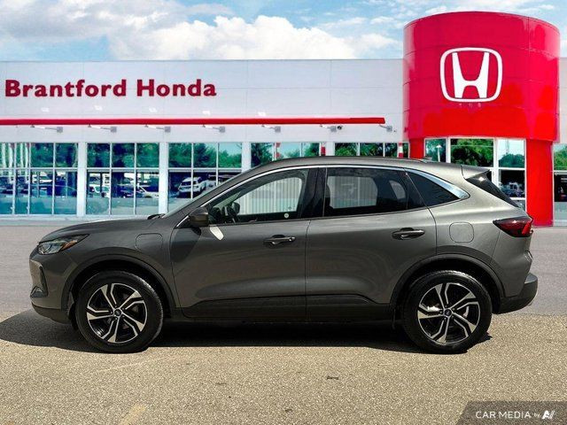 2024 Ford Escape PHEV in Cars & Trucks in Brantford - Image 2