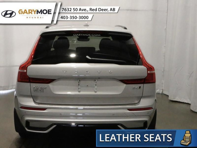 2023 Volvo XC60 B6 AWD Plus Dark Theme - Leather Seats in Cars & Trucks in Red Deer - Image 3
