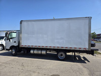 2018 Hino 195 - 18Ft Box x 96 Wide x 86 High. ONLY 175,000km. FULL SERVICE LONG TERM LEASE/RENTAL RE... (image 3)