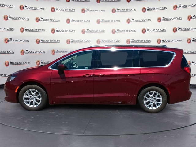2021 Chrysler Grand Caravan SXT 2WD in Cars & Trucks in Lethbridge - Image 2