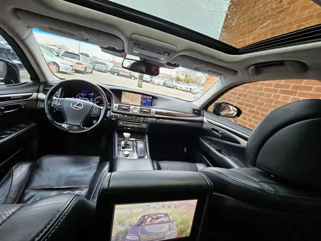2014 Lexus LS 600H AWD-NAVI-MASSAGE SEAT-DVD- LWB in Cars & Trucks in Oakville / Halton Region - Image 30