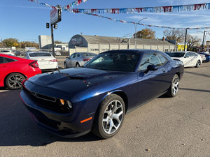 2015 Dodge Challenger SXT Plus-91k-Leather-Sunroof