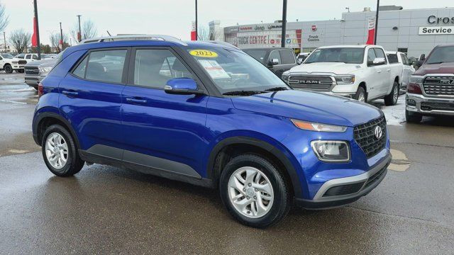 2023 Hyundai Venue Preferred | Heated Seats | Apple CarPlay in Cars & Trucks in Edmonton - Image 3