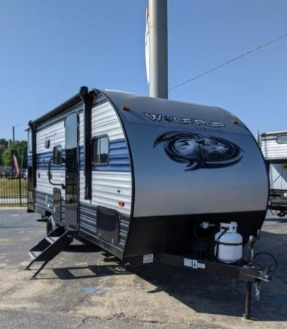 2022 FOREST RIVER CHEROKEE WOLF PUP 17JG: $102 BW! in Travel Trailers & Campers in Moncton
