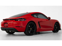 This beautiful 2018 Porsche 718 Cayman is a local Ontario vehicle with a clean Carfax report. Unleas... (image 2)