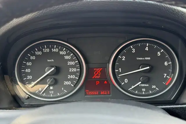 2015 BMW X1 AWD 4dr xDrive28i|BIG SUMMER BLOWOUT! dans Autos et camions dans Calgary - Image 21