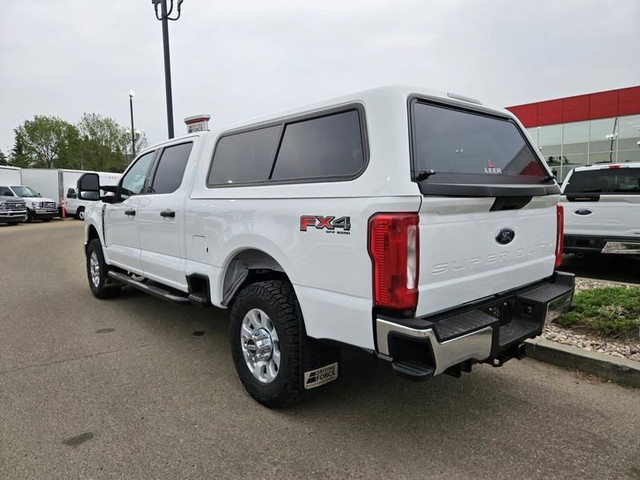 2023 Ford Super Duty F-250 SRW XLT 4WD Crew Cab 6.75' Box, 7.3L  in Cars & Trucks in St. Albert - Image 3