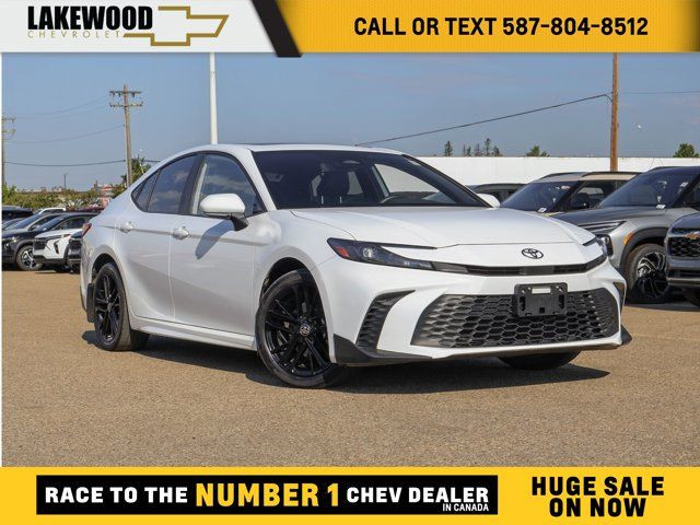 2025 Toyota Camry SE Upgrade AWD 2.5L Hybrid in Cars & Trucks in Edmonton