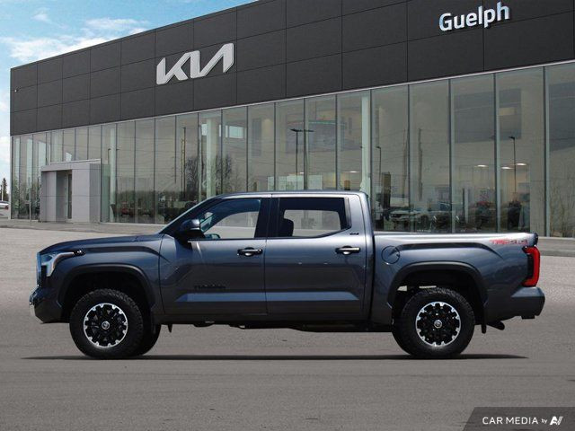 2022 Toyota Tundra 4WD SR5 in Cars & Trucks in Guelph - Image 3