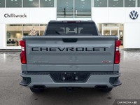 This Chevrolet Silverado 1500 boasts a Gas V8 5.3L/325 engine powering this Automatic transmission.... (image 3)