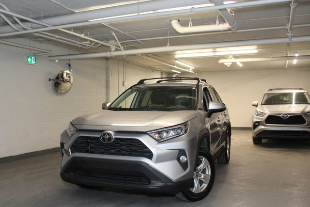 2019 Toyota RAV4 XLE AWD in Cars & Trucks in City of Montréal